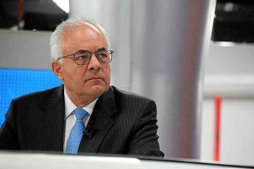 Edison Garcia, presidente da CEB: %u201CSe todo o cronograma for seguido Ã  risca, o sistema de distribuiÃ§Ã£o serÃ¡ privatizado atÃ© abril.%u201DÂ 