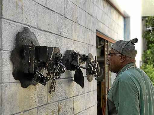 O artista norte-americano Melvin Edwards fez uma sÃ©rie de obras em SÃ£o Paulo