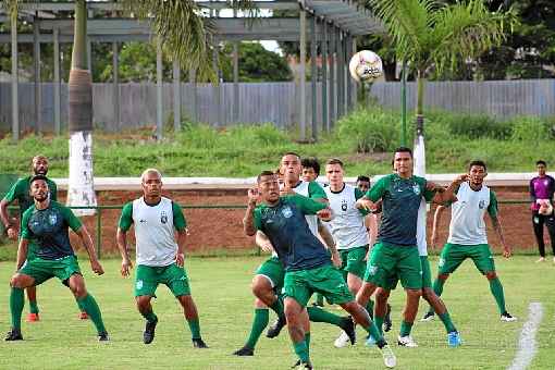 Atual campeÃ£o, o Gama estÃ¡ invicto e tem o melhor ataque do torneio