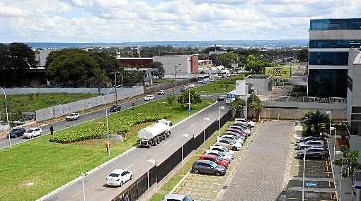 A previsÃ£o de prÃ©dios de 15 metros de altura Ã© uma das alteraÃ§Ãµes estabelecidas pelo projeto de lei complementar aprovado na terÃ§a-feira pela CÃ¢mara Legislativa