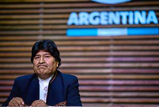 Evo Morales anuncia que concorrerá à Presidência da Bolívia