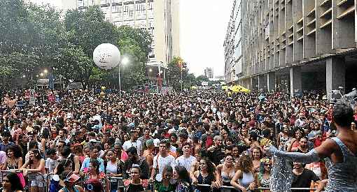 Mesmo com a chuva, o Setor Caravalesco Sul ficou lotado por cerca de 20 mil pessoas