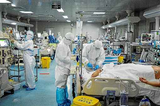 Hospital em Whuhan, epicentro da epidemia e um dos locais onde o tratamento foi usado de forma experimental