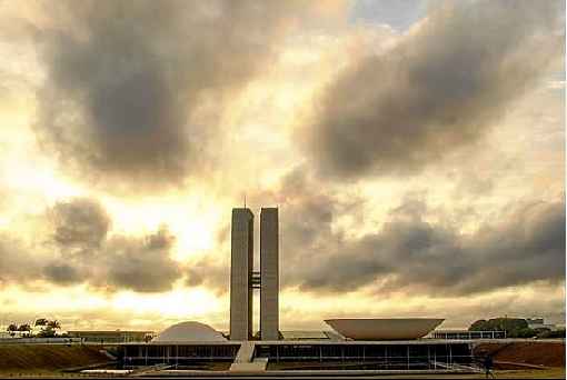 Os gabinetes no Congresso foram avisados do bloqueio por meio de comunicado da Secretaria de Governo