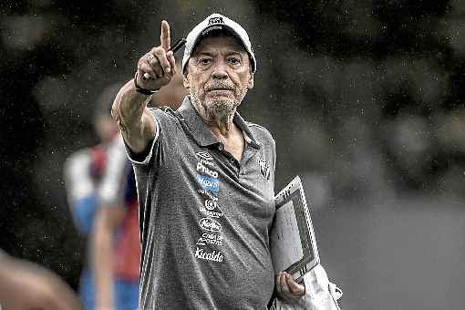 Com aproveitamento de 52%, Jesualdo sofre pressÃ£o da diretoria Ã s vÃ©speras da estreia na Libertadores