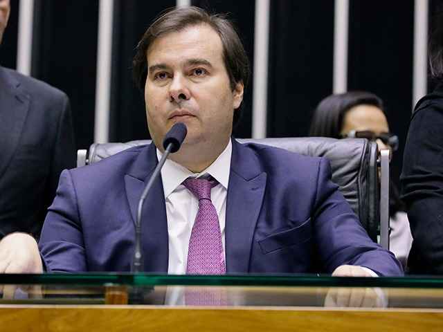 De acordo com o presidente da CÃ¢mara, as propostas apresentadas ao Congresso Nacional deixarÃ£o mais claras a destinaÃ§Ã£o das emendas parlamentares reservadas ao relator-geral do OrÃ§amento Geral da UniÃ£o