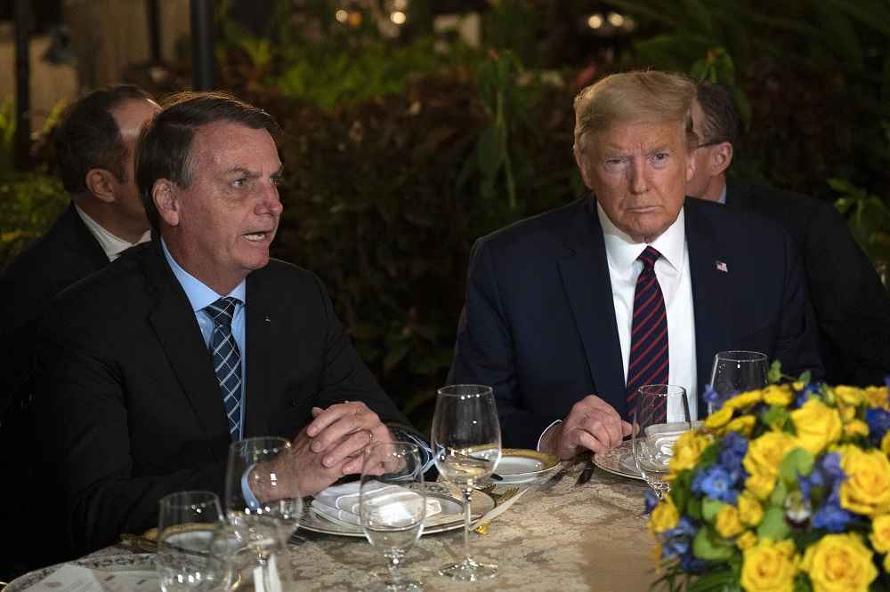 Jair Bolsonaro e Donald Trump jantam em Mar-a-Lago, Miami, Estados Unidos