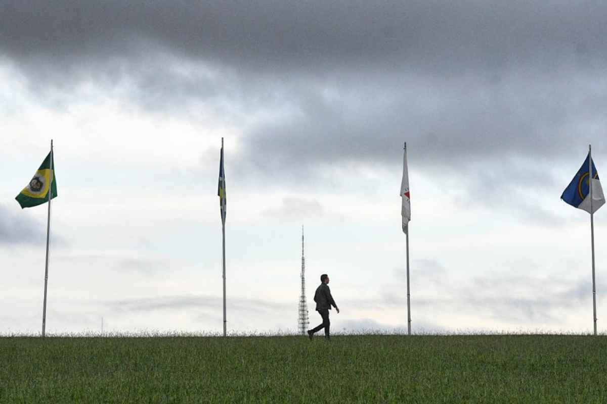 PrevisÃ£o do tempo Ã© de chuva para esta terÃ§a-feira (10/3)