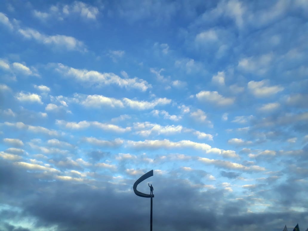 CÃ©u nublado com possibilidade de chuva para esta quinta-feira (12/3)