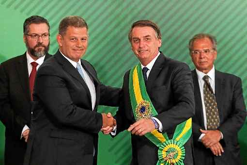 Gustavo Bebianno era prÃ©-candidato Ã  Prefeitura do Rio de Janeiro. Advogado foi secretÃ¡rio-geral da PresidÃªncia atÃ© estourar o escÃ¢ndalo da %u201Crachadinha%u201D no PSL