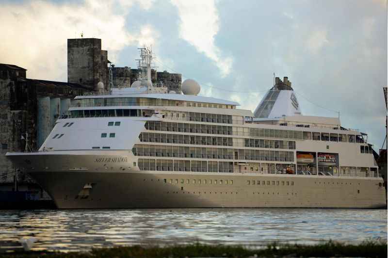 Navio de quarentena em Recife