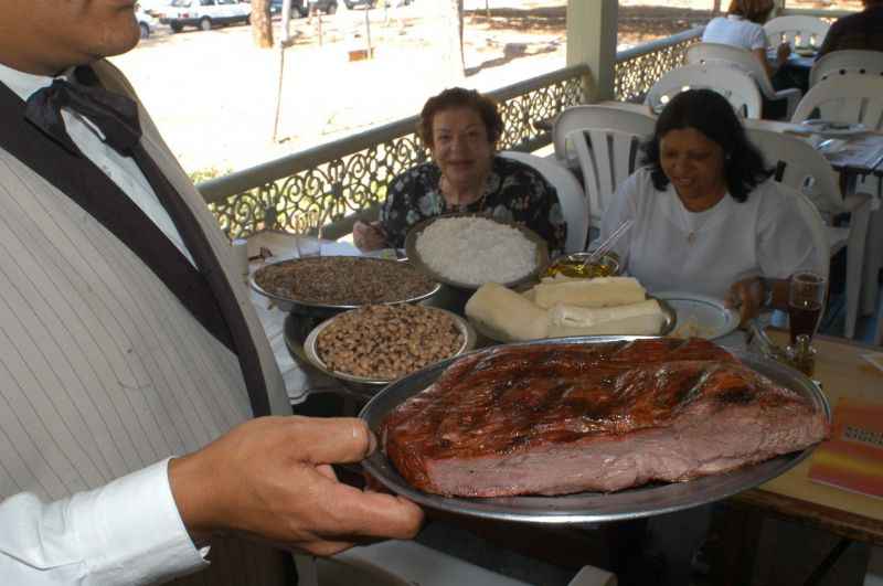 O cheiro e o gosto de coisas boas que marcam Ã©pocas ajudam a contar a histÃ³ria da capital