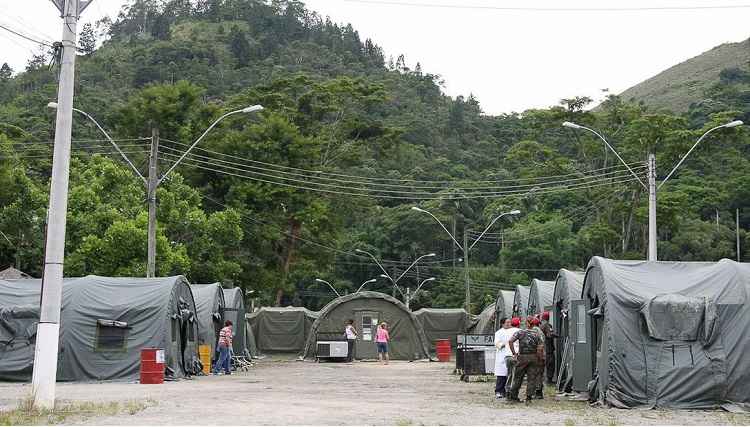 Os hospitais de campanha oferecem um atendimento temporÃ¡rio