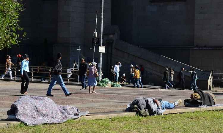 Outros dois centros de acolhida para a populaÃ§Ã£o de rua comeÃ§arÃ£o a funcionar