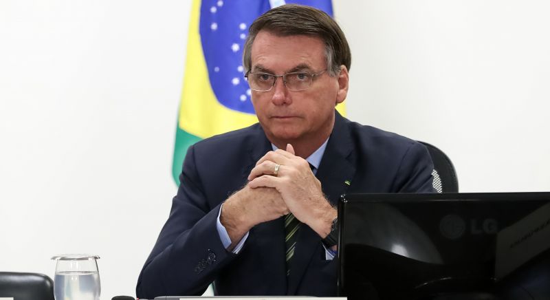 Editorial sugere que Bolsonaro delegue poderes a uma equipe tÃ©cnica no combate ao coronavÃ­rus