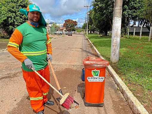 O Correio ouviu profissionais que atuam em funÃ§Ãµes essenciais para a populaÃ§Ã£o e nÃ£o tÃªm outra opÃ§Ã£o senÃ£o a de permanecer na linha de frente, em hospitais ou nas ruas, para garantir a prestaÃ§Ã£o de serviÃ§os indispensÃ¡veis Ã  populaÃ§Ã£o