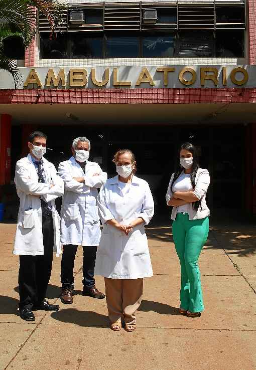 MÃ©dicos do Hospital Regional da Asa Norte (Hran), referÃªncia no atendimento de infectados no DF, enfrentam o desafio diÃ¡rio de salvar vidas em meio Ã  pandemia