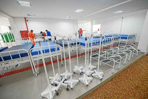 Hospital de campanha em implantaÃ§Ã£o em Manaus para atender a indÃ­genas