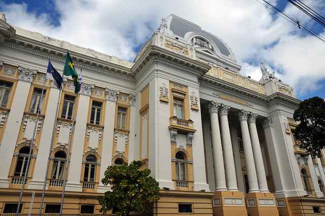 ''EstÃ¡vamos preparados para toda essa mudanÃ§a? NÃ£o. Mas quem estava? E, ainda com todos os desafios enfrentados para que o trabalho remoto fosse possÃ­vel, superamos as dificuldades e mantivemos a JustiÃ§a funcionando plenamente''