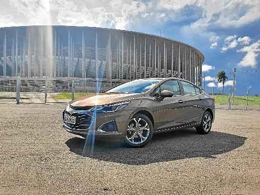 Chevrolet Cruze 2020 aposta em tecnologia para conquistar brasileiros. Nova central multimÃ­dia estÃ¡ entre as maiores novidades