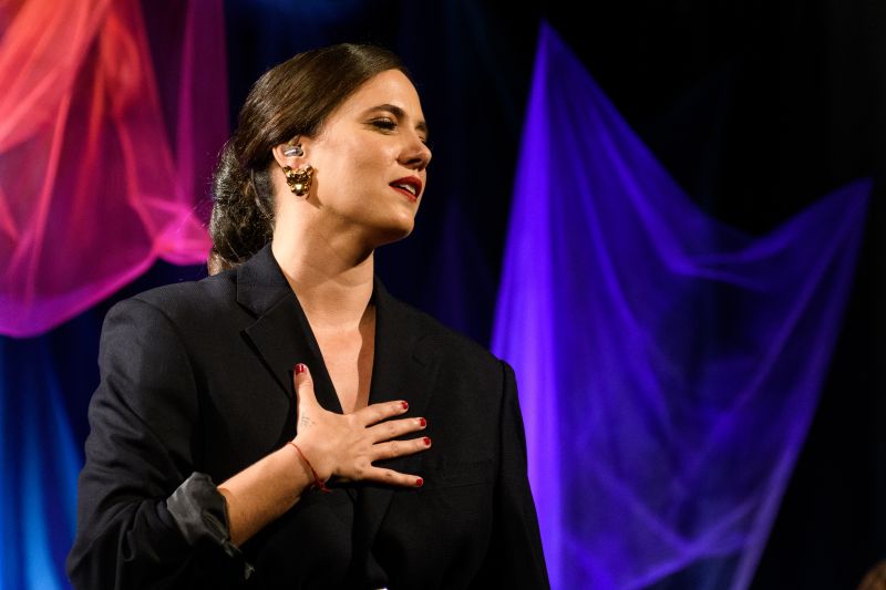 Artistas como TiÃª, Bia Ferreira, BÃ¡rbara EugÃªnia e Doralyce fazem parte do evento dedicado Ã  arte feminina