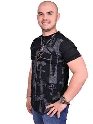 Professor Paulo Faria, 29 anos, formado em letras/inglÃªs