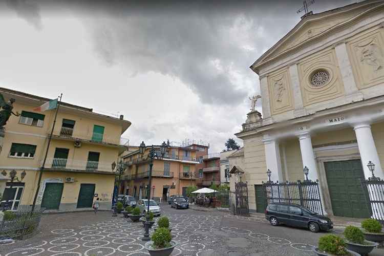 Igreja em Saviano