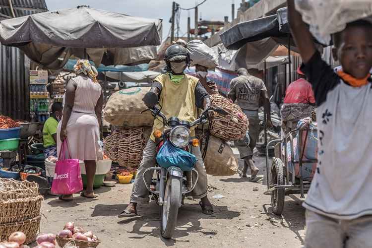 A pandemia de COVID-19 aumenta os problemas de seca e violÃªncia na regiÃ£o, alertou a Oxfam