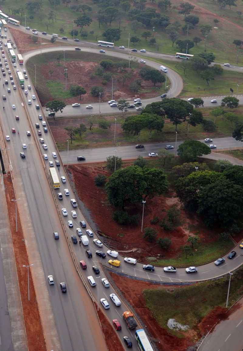 Parte da perseguiÃ§Ã£o ocorreu na via Epia, percorrida pelo veÃ­culo