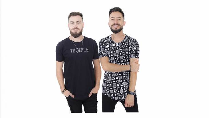 Dupla sertaneja brasiliense Caio & Henrique emplaca sucesso em single e trabalha no primeiro EP