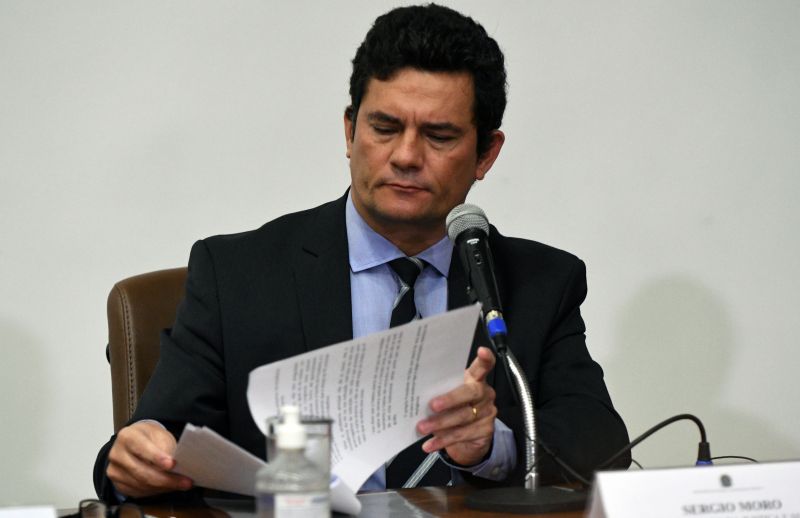 Moro construiu sua trajetÃ³ria com anÃ¡lise de provas de delitos. Seria improvÃ¡vel ele entrar no conflito final com o presidente desguarnecido de provas ou indÃ­cios sÃ³lidos de suas acusaÃ§Ãµes