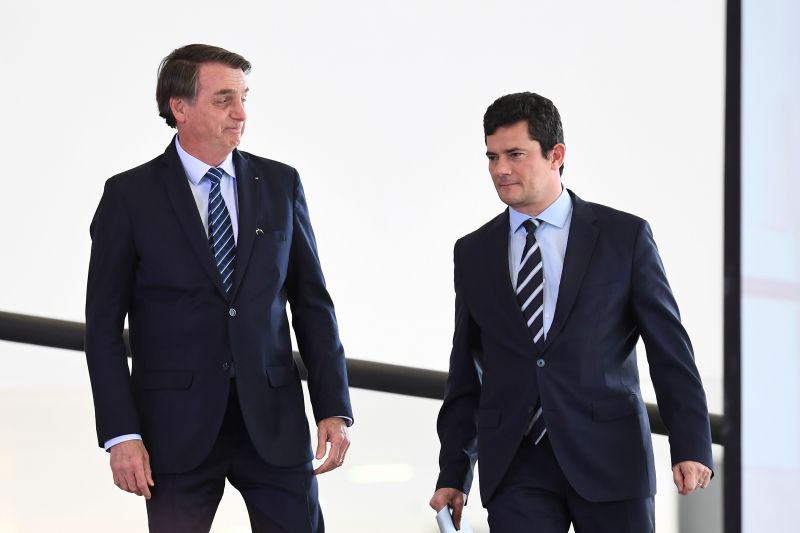 Bolsonaro e Moro lado a lado