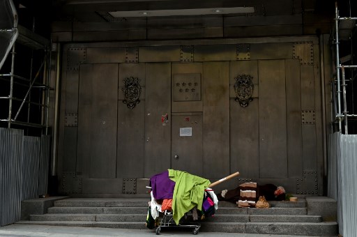 Morador de rua em Madri, Espanha.