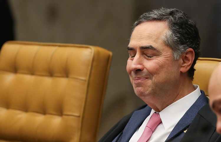 O ministro pontuou a aÃ§Ã£o de ''milÃ­cias digitais que disseminam o Ã³dio'' como um dos principais obstÃ¡culos e lembrou que hÃ¡ um imbrÃ³glio de jurisdiÃ§Ã£o em relaÃ§Ã£o Ã  empresas sediadas fora do Brasil, como Facebook, Google e Whatsapp