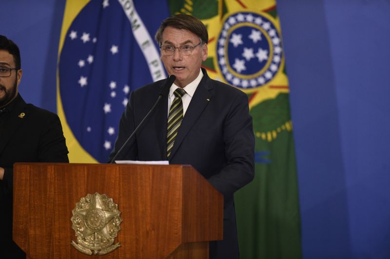 Em ofÃ­cio encaminhado ao ministro Celso de Mello, do Supremo Tribunal Federal (STF), Marcelo Calero (Cidadania-RJ) quer afastamento de Bolsonaro para proteger investigaÃ§Ã£o em curso na Suprema Corte