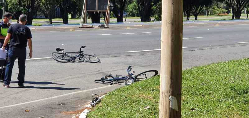 Delegado Fernando Cesar e amigo pedalavam na altura da 115 Norte quando foram atingidos. Os dois foram internados na UTI