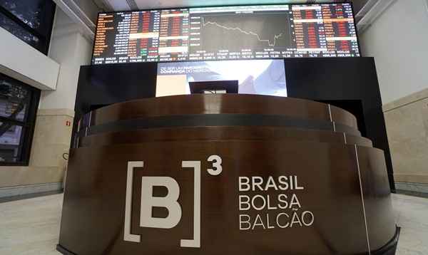 Piora no resultado do BB divulgado hoje fez papel da instituiÃ§Ã£o recuar quase 3%, fazendo a B3 voltar a operar no vermelho