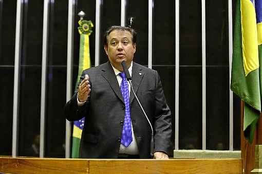 Irregularidades teriam sido cometidas quando SebastiÃ£o Oliveira era secretÃ¡rio de Transportes de Pernambuco