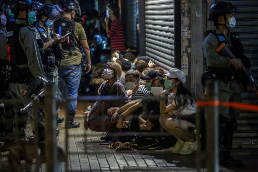 Segundo autoridades mÃ©dicas, 18 pessoas ficaram feridas no protesto.