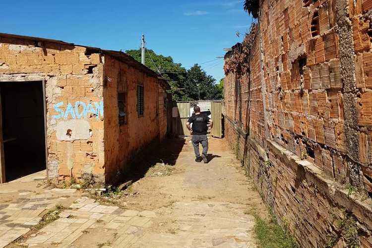 O homem estava escondido na Quadra 668 do Pedregal (GO)