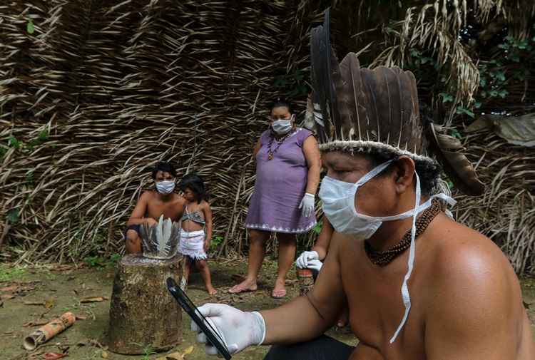 ''Estamos em uma situaÃ§Ã£o que pode se tornar crÃ­tica, dadas as diferenÃ§as que temos na abordagem do ponto de vista do controle epidemiolÃ³gico, como Ã© o caso do Brasil'', afirmou o presidente colombiano em um programa oficial de televisÃ£o