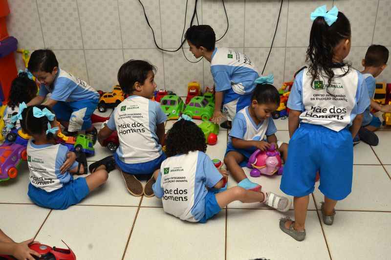 Para receber o benefÃ­cio, crianÃ§a deve estar matriculada em creche da rede pÃºblica