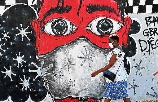 Grafite alusivo ao novo coronavÃ­rus em Abidjan, Costa do Marfim