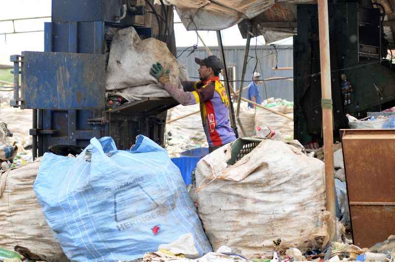 Catadores de material reciclÃ¡veis vÃ£o receber auxÃ­lio do GDF