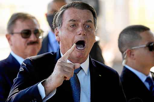 O presidente Jair Bolsonaro afirmou que %u201Cinvadir casas de pessoas inocentes%u201D e submetÃª-las a humilhaÃ§Ãµes Ã© %u201CinadmissÃ­vel%u201D