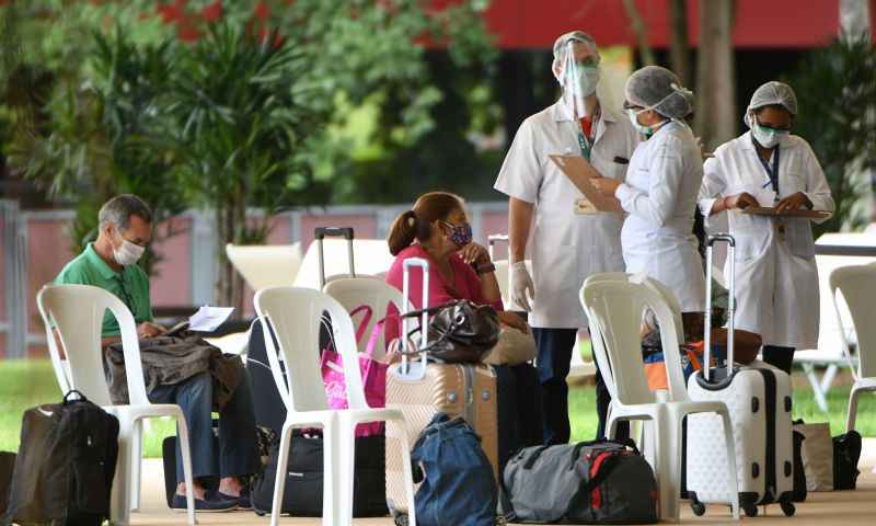 Dos quase 300 inscritos no projeto, apenas 225 idosos seguem hospedados no BrasÃ­lia Palace Hotel