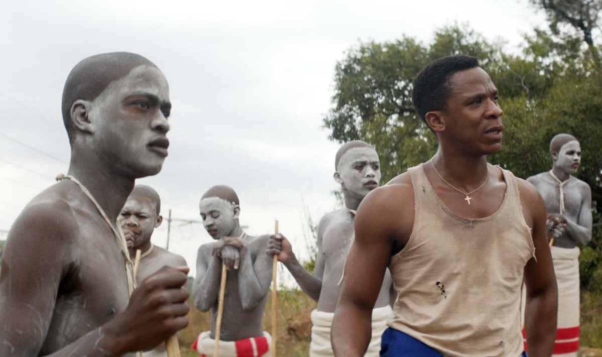 Cena do filme 'Inxeba', o primeiro a ser exibido em junho