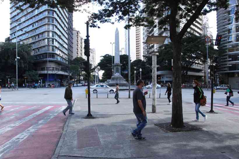 O balanÃ§o de hoje informa que hÃ¡ 1.136 Ã³bitos em investigaÃ§Ã£o