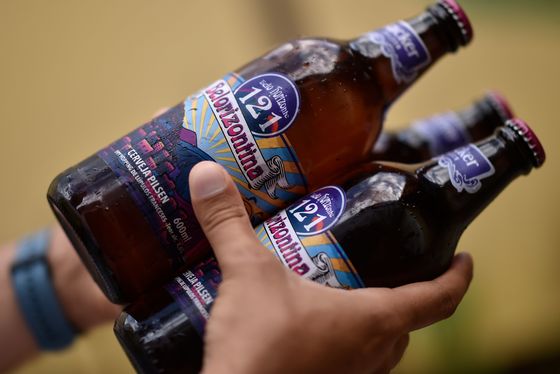 Pelo menos sete pessoas morreram intoxicadas por cerveja