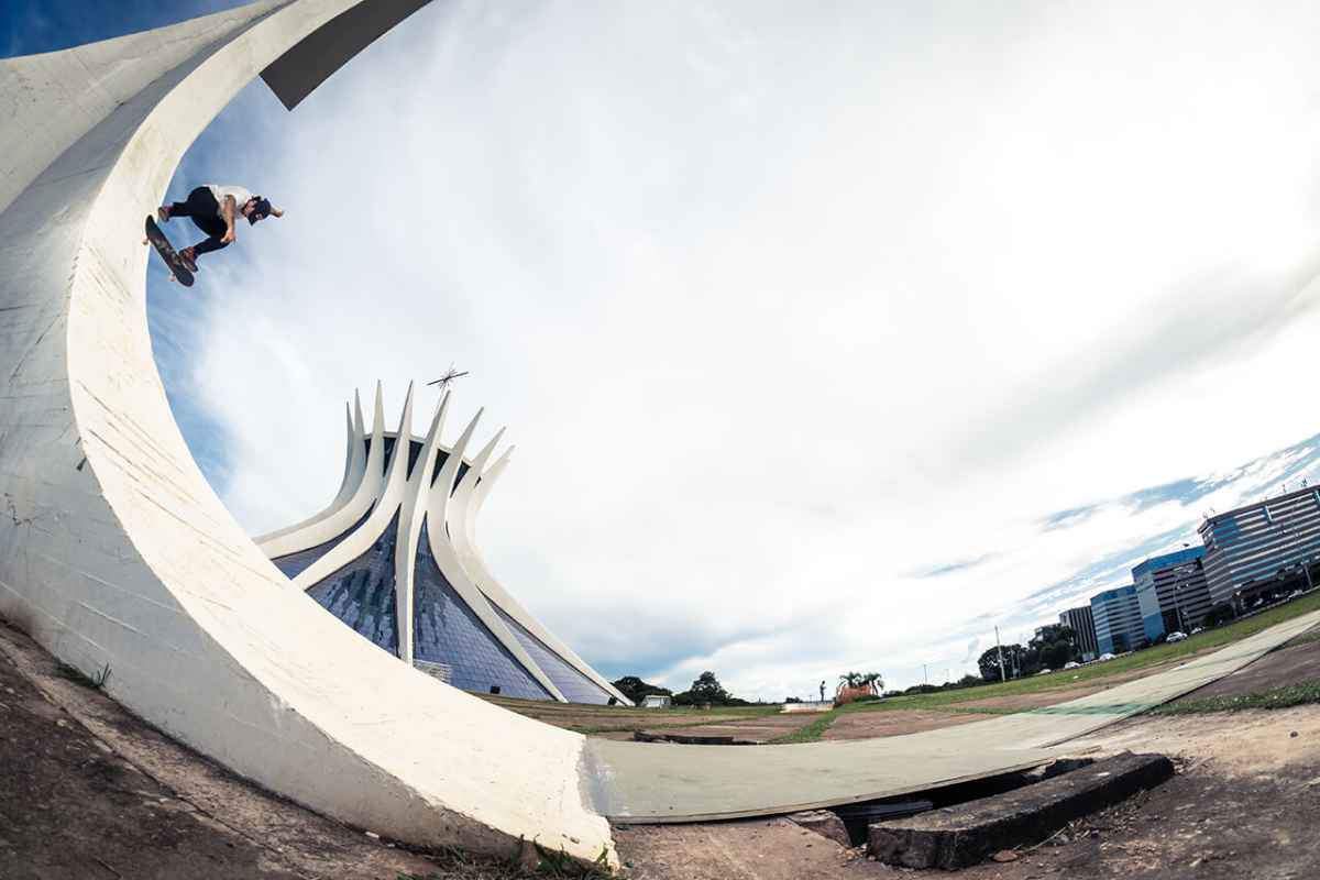 Sino da catedral tambÃ©m virou pista para os atletas